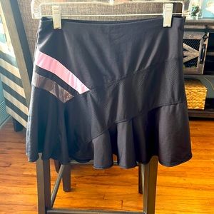EUC Lucky in Love Tennis skirt skort. Size small